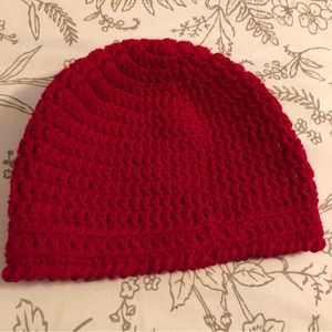 Crocheted cap – cherry red